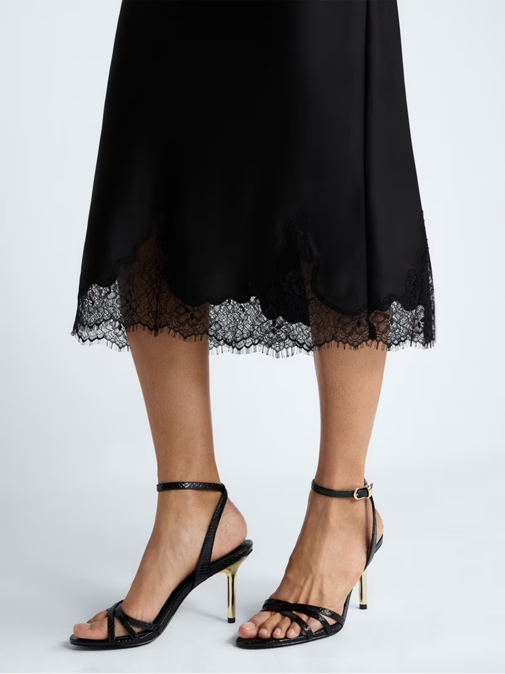 Scoop Women's Black Midi Slip Skirt with Lace Trim - Picture 4 of 12